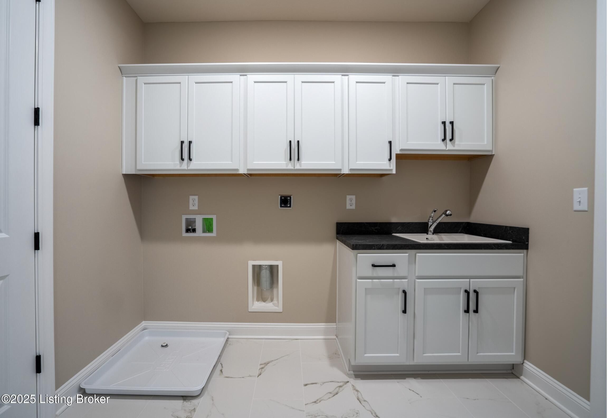 12513 Oakland Hills Trail. Louisville, KY 40291