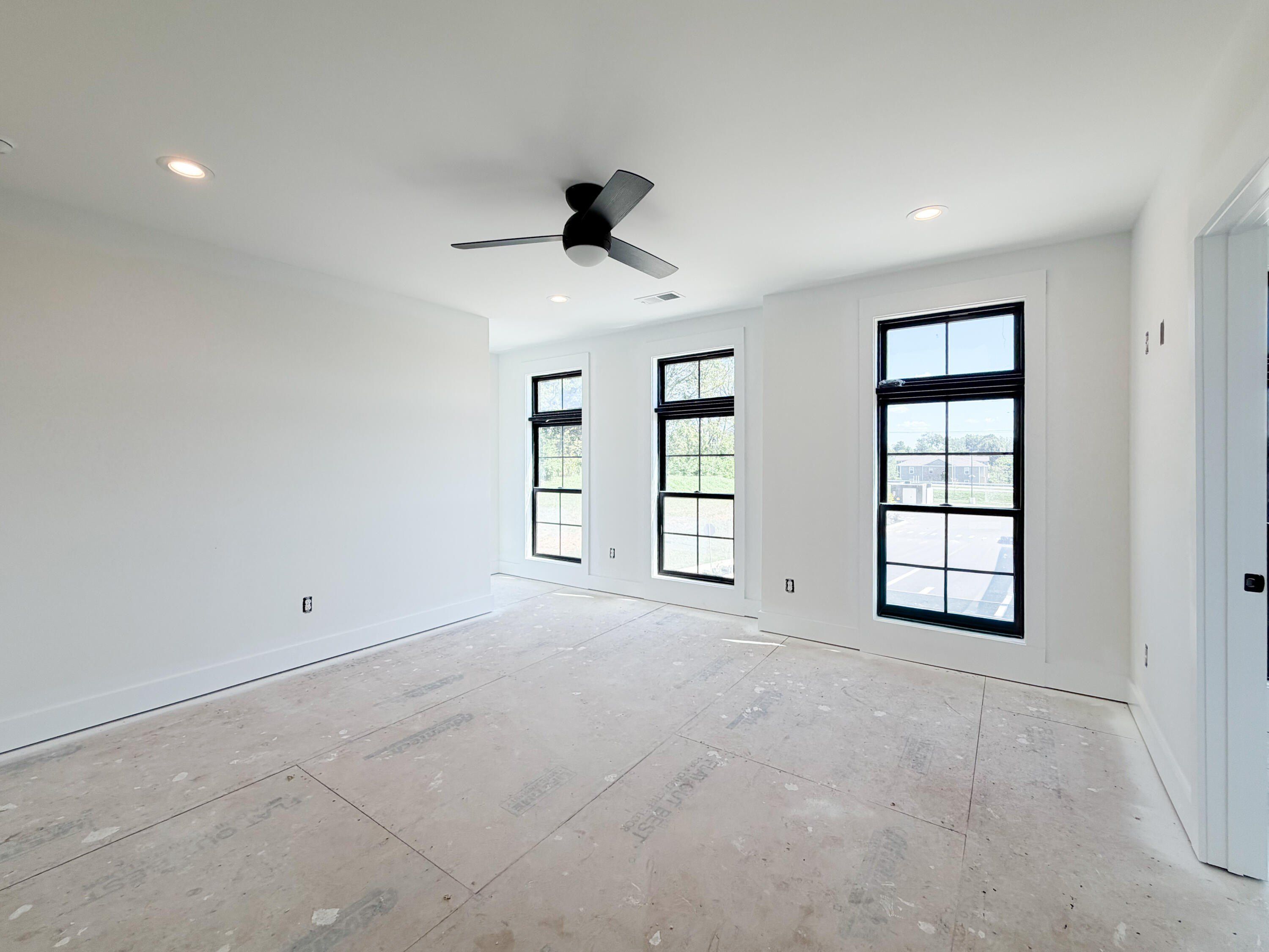 4163 Cocos Way. Lexington, KY 40513