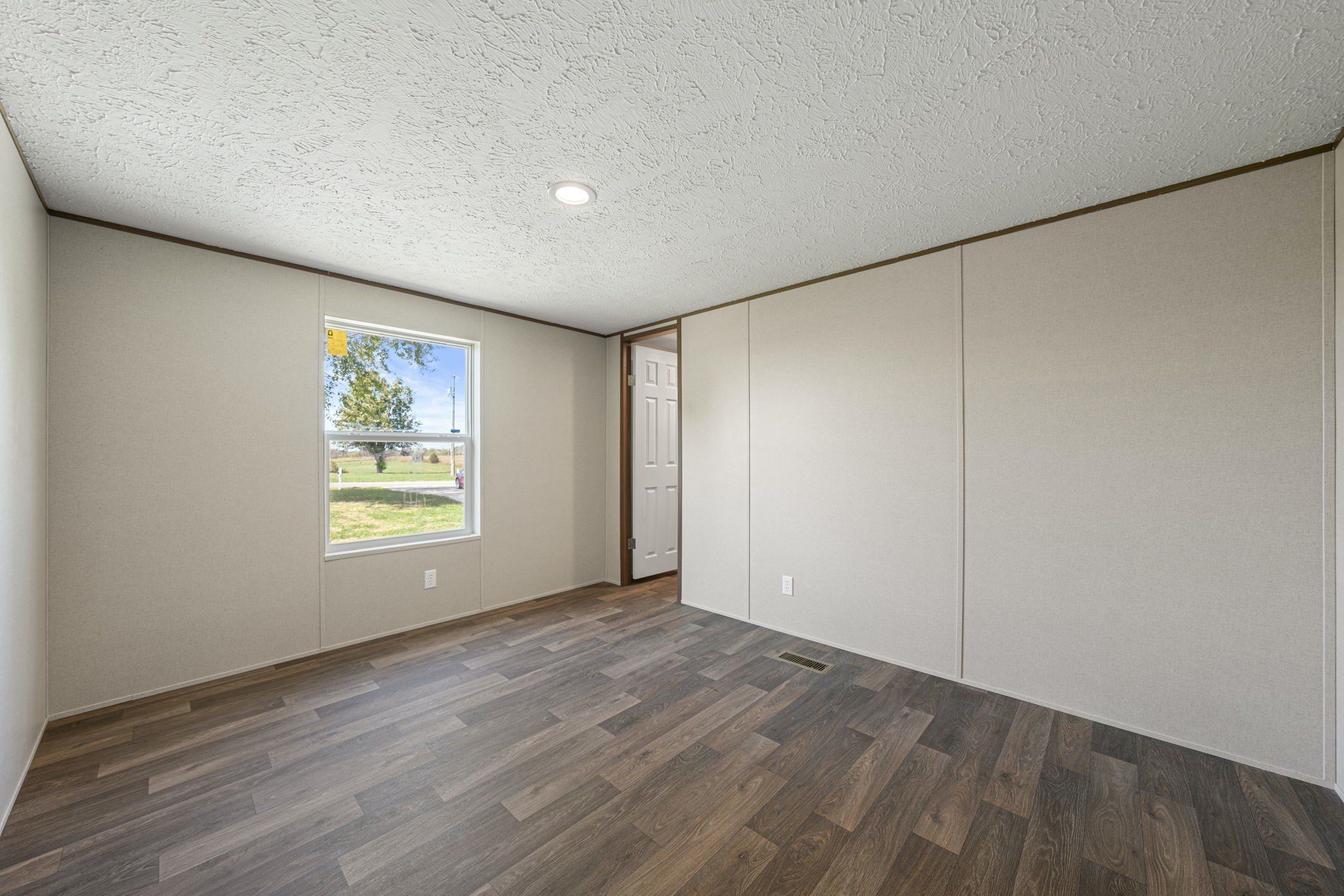 268 Glover Hills Lane. Glasgow, KY 42141