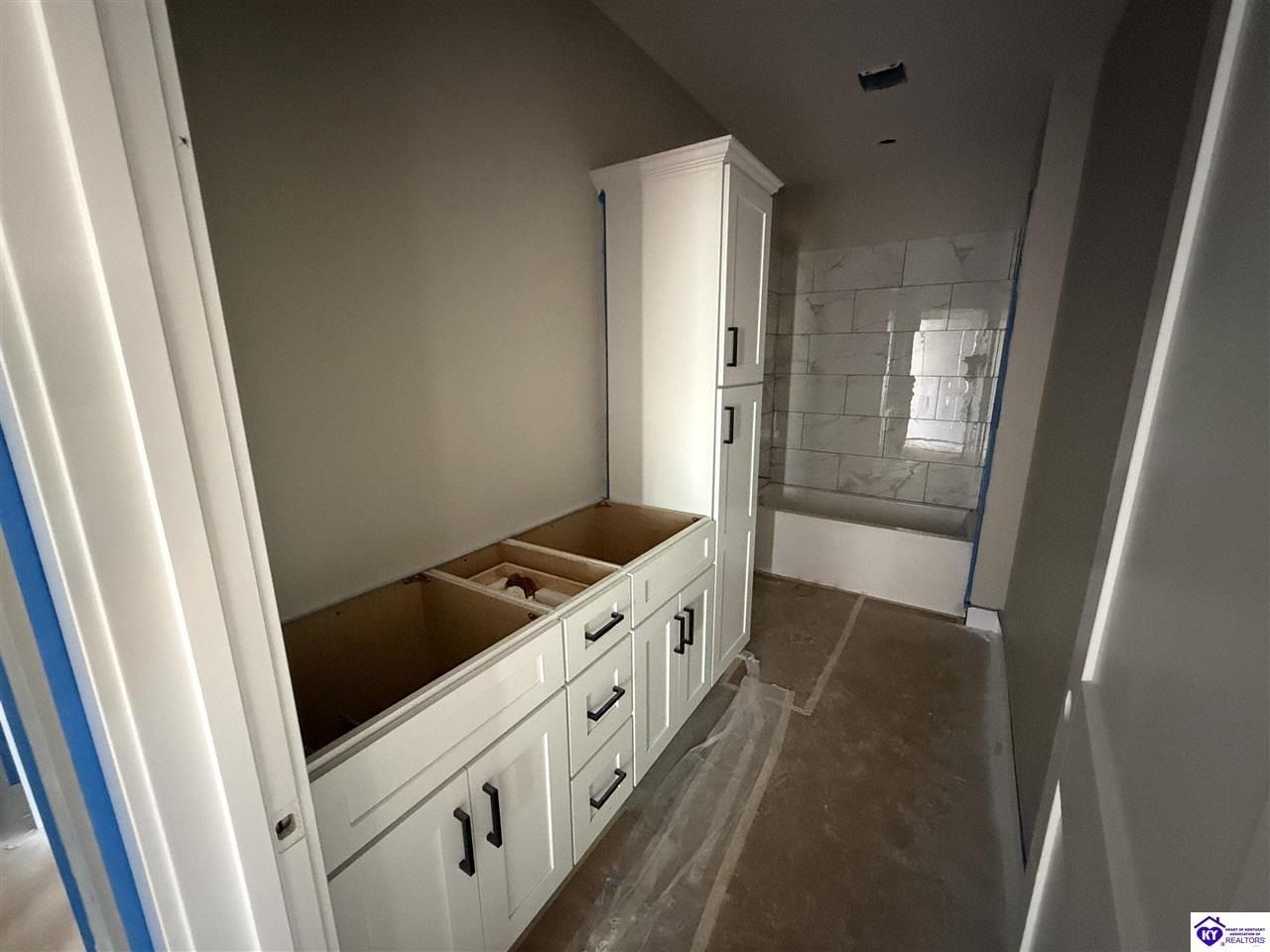 52 Betty Boyd Lane. Brandenburg, KY 40108