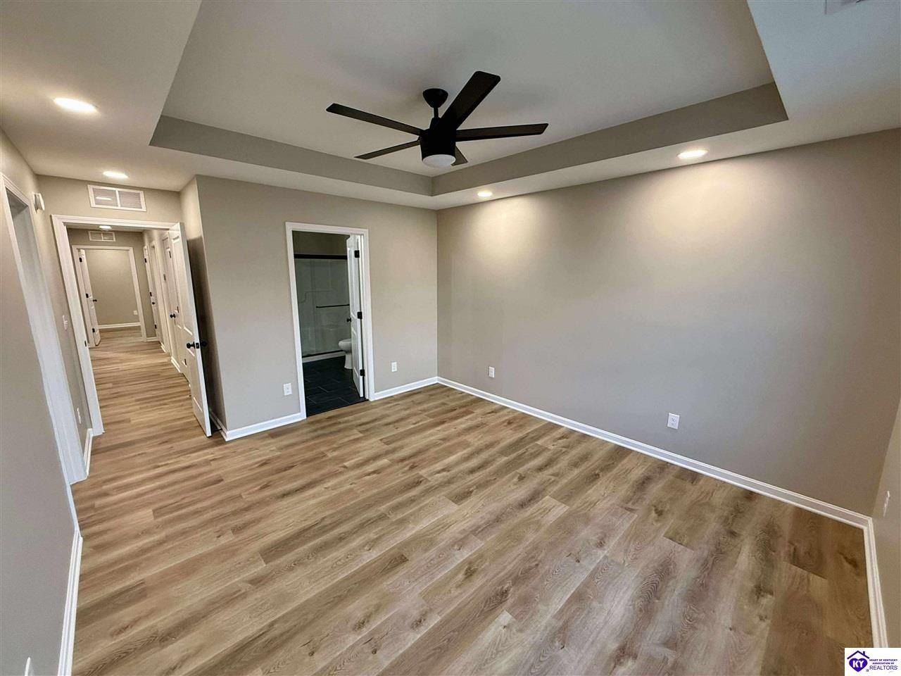 304 B Village Brooke Drive. Elizabethtown, KY 42701