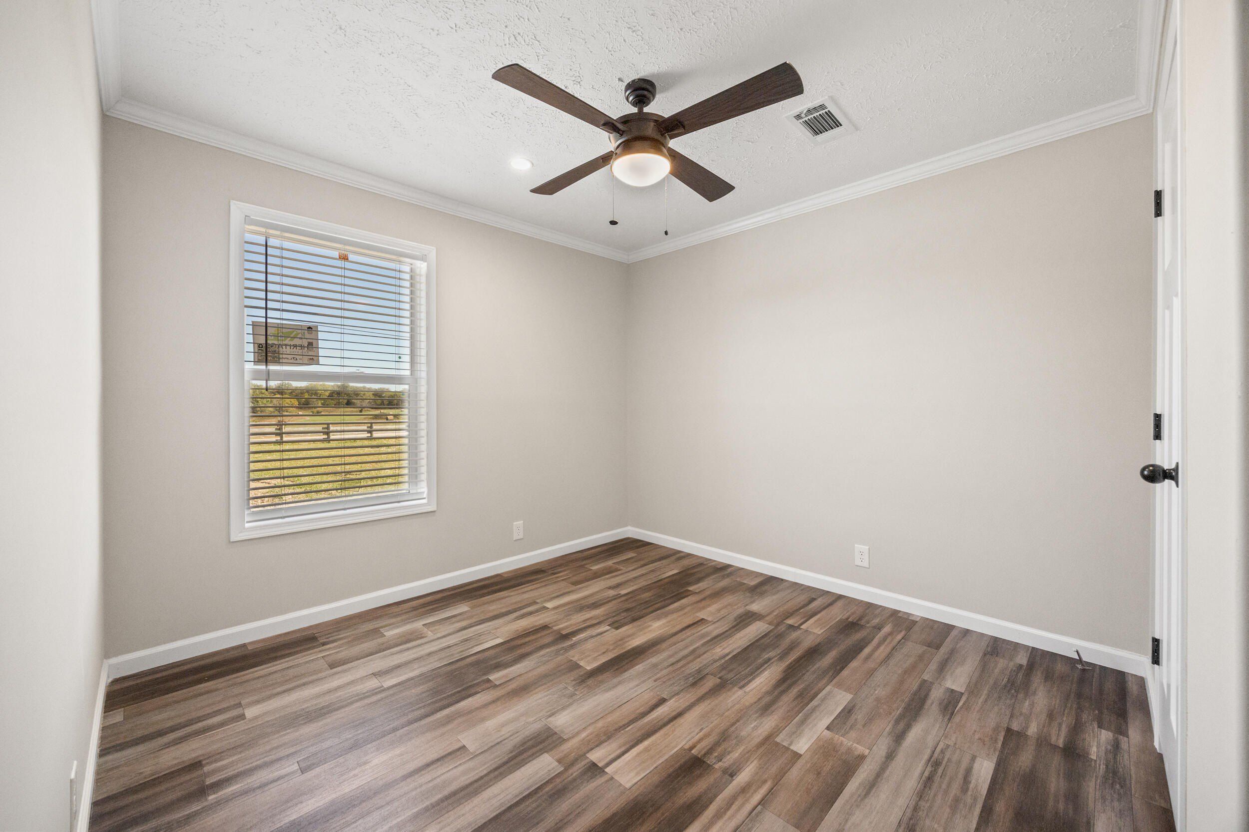 909 Low Gap Road. Irvine, KY 40336