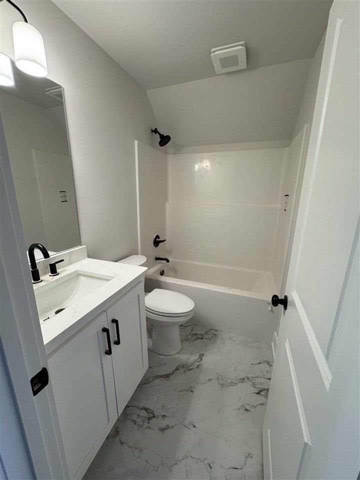 280 Townsend Way. Bowling Green, KY 42103