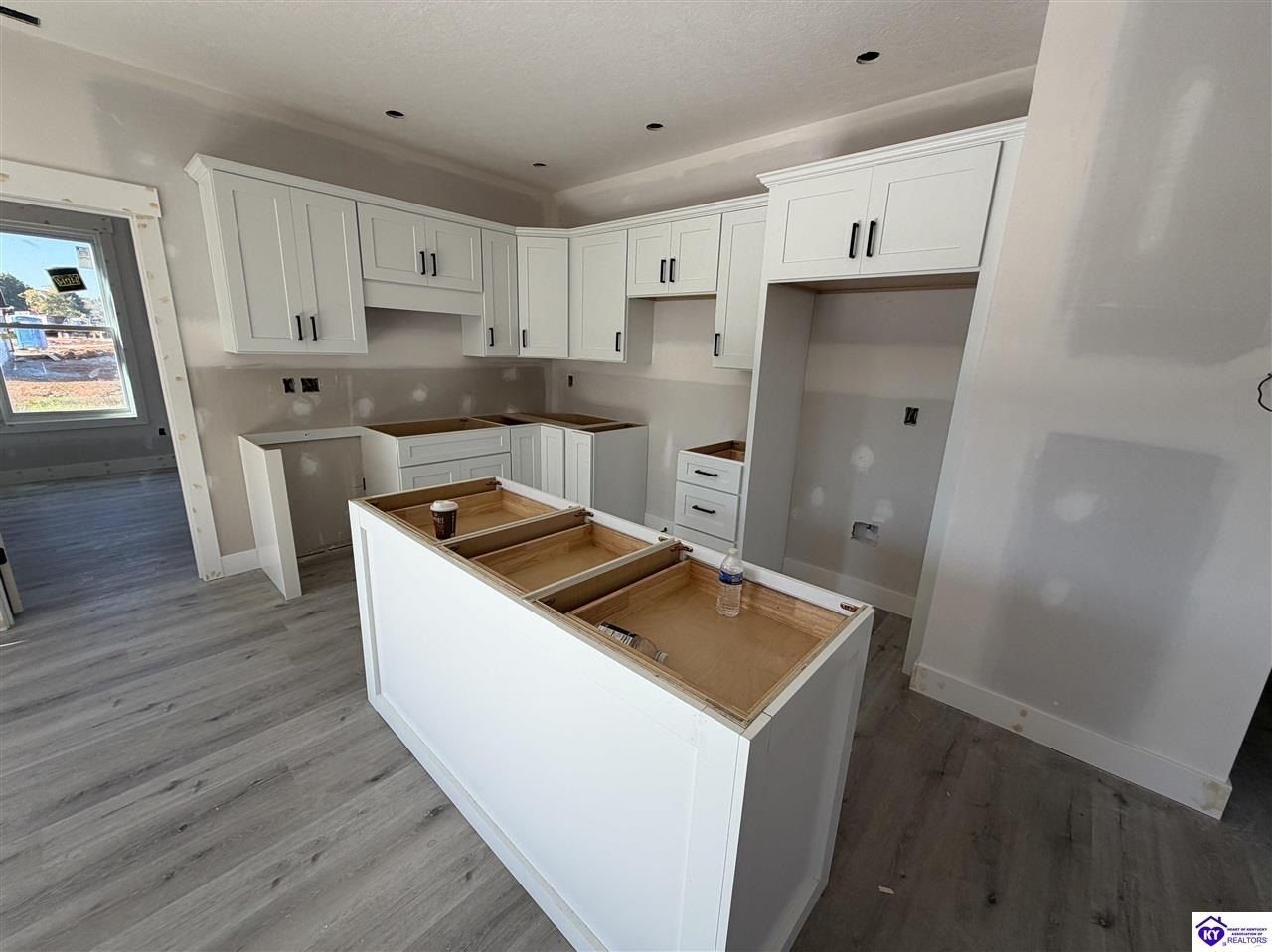 10 Betty Boyd Lane. Brandenburg, KY 40108