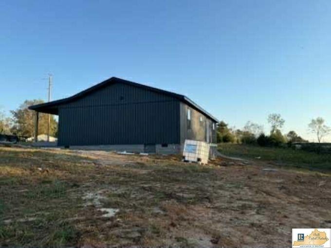41 Payton Hollow Road. Cub Run, KY 42729