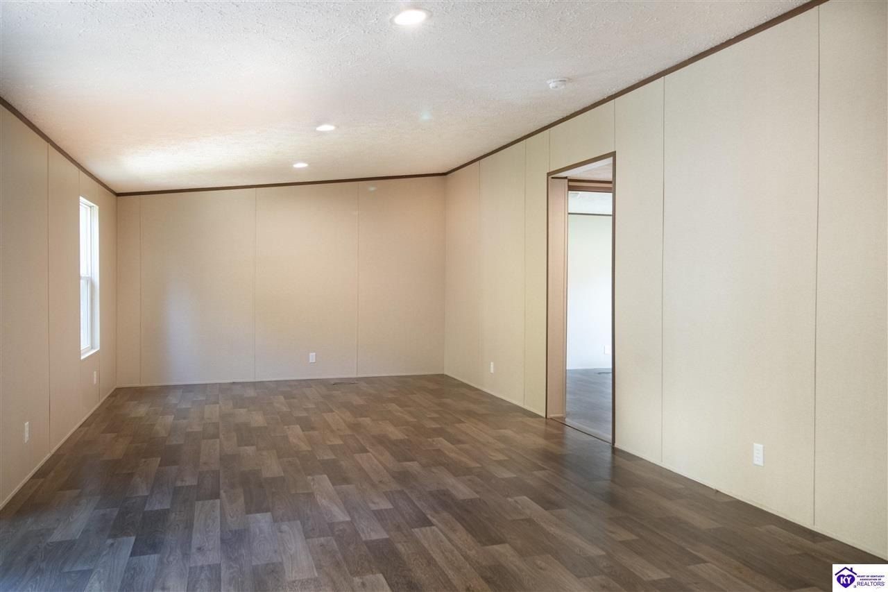 2055 Melrose Road. Sonora, KY 42776