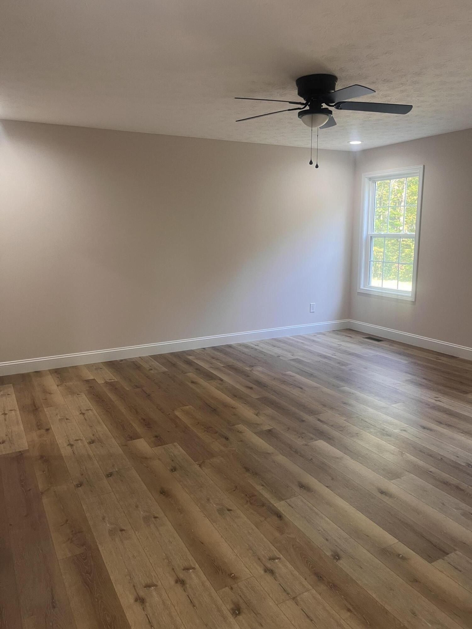 440 Mulberry Drive. London, KY 40741