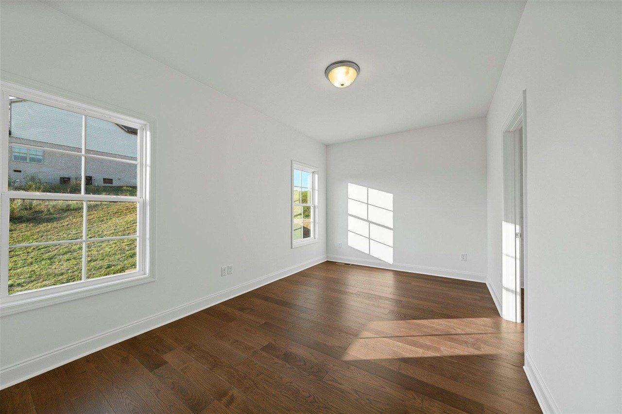 805 Denver Lane. Bowling Green, KY 42103