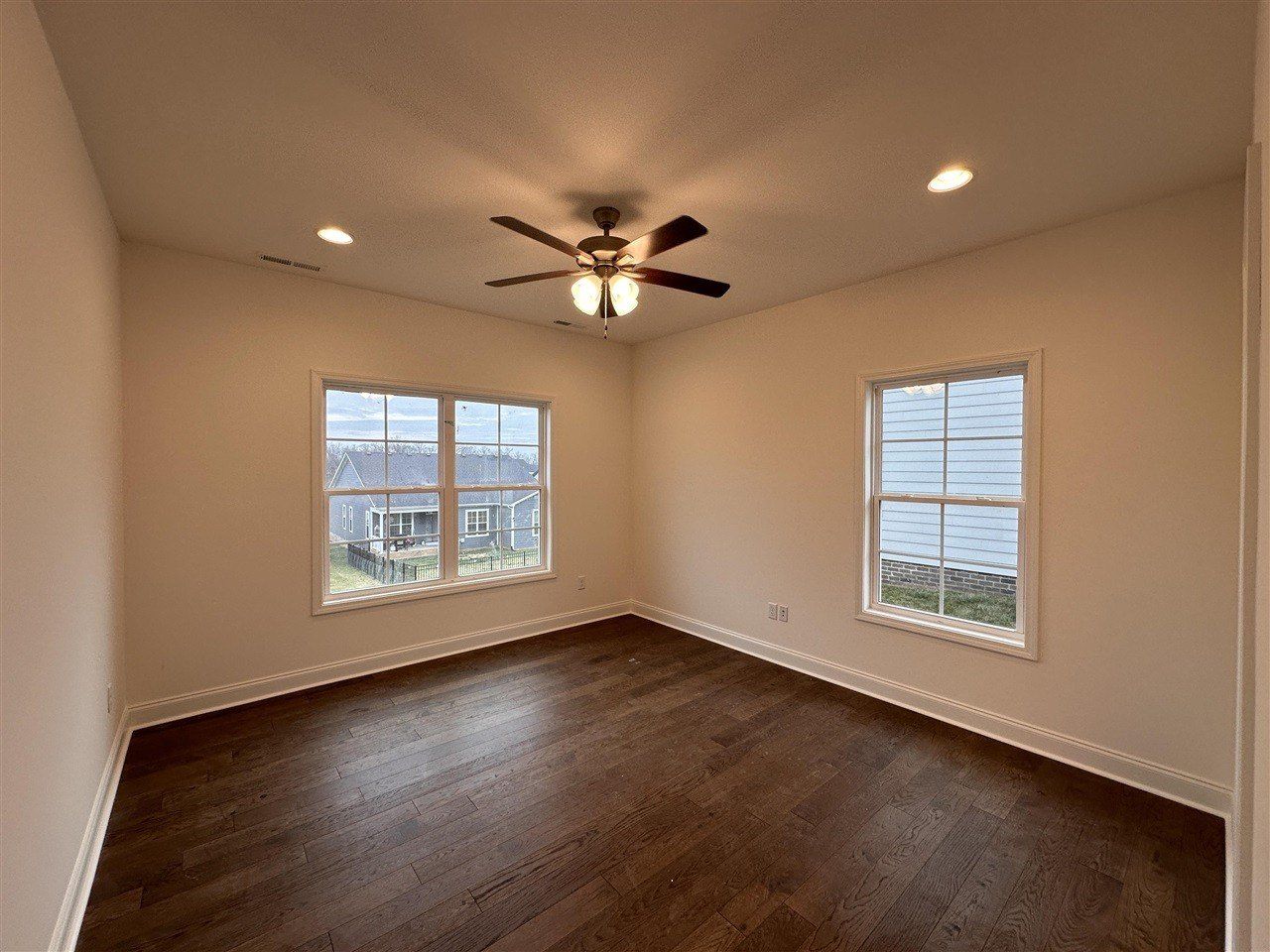 2322 Trenton Lane. Bowling Green, KY 42103