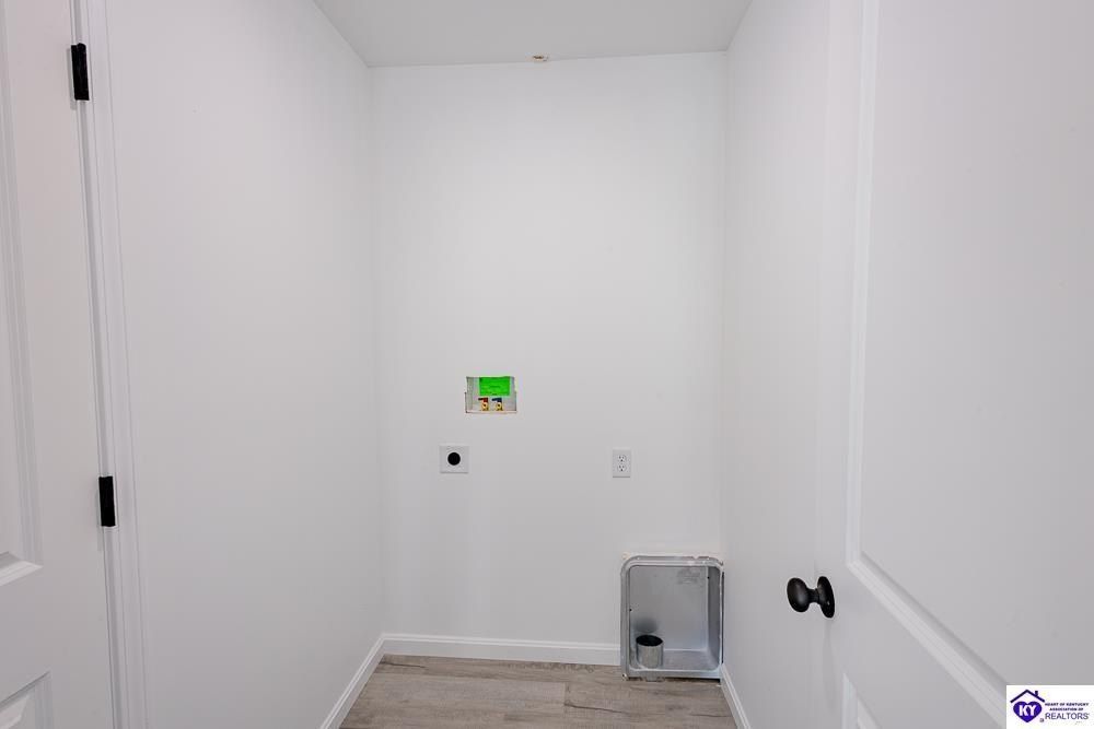 116 Sweet Grass Ct. Hodgenville, KY 42748