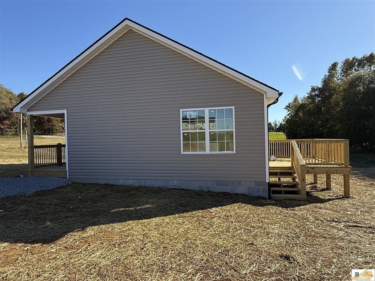 1125 Omer Drive. Clarkson, KY 42726