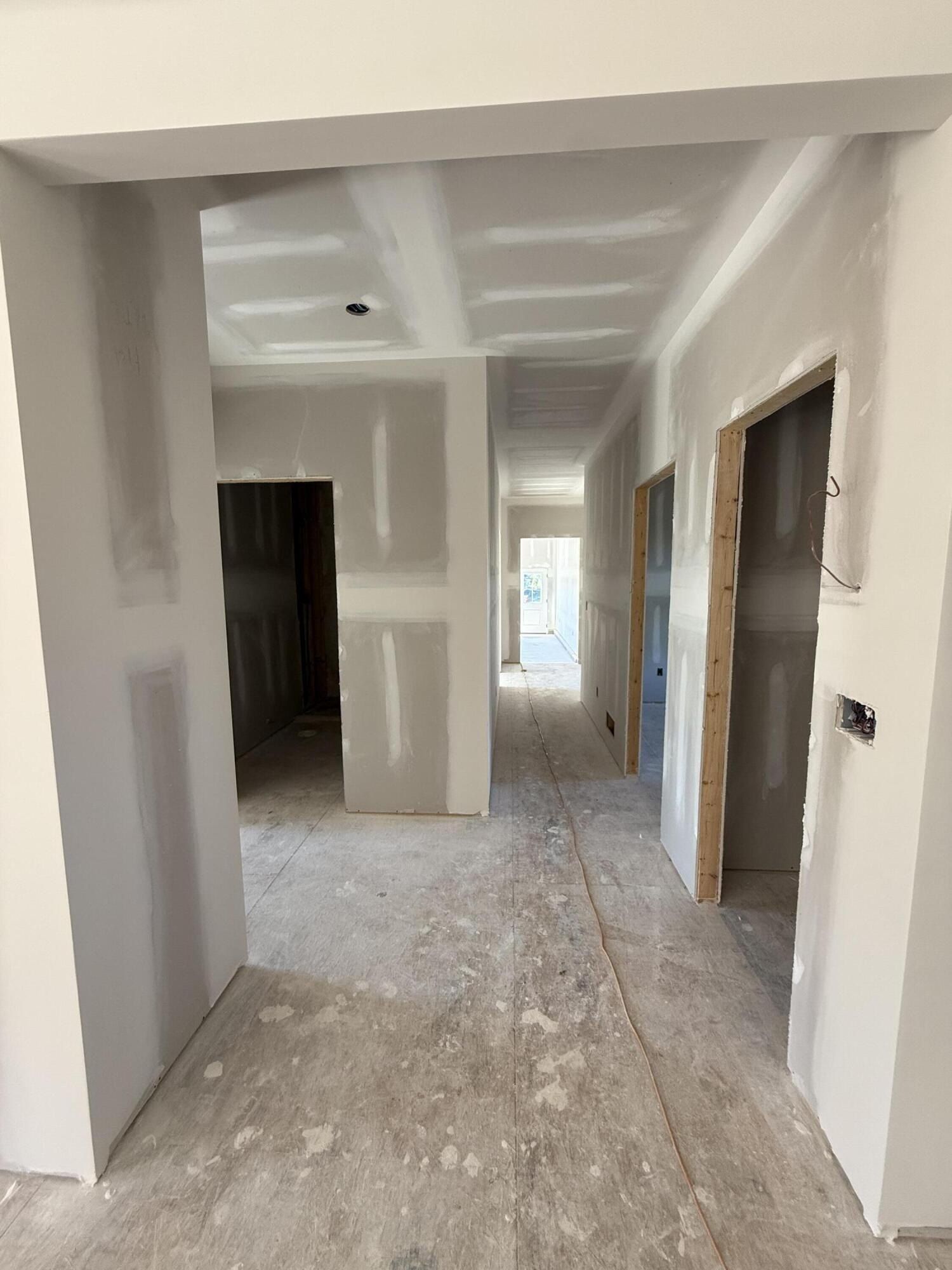 1577 Hunter Drive. Lancaster, KY 40444