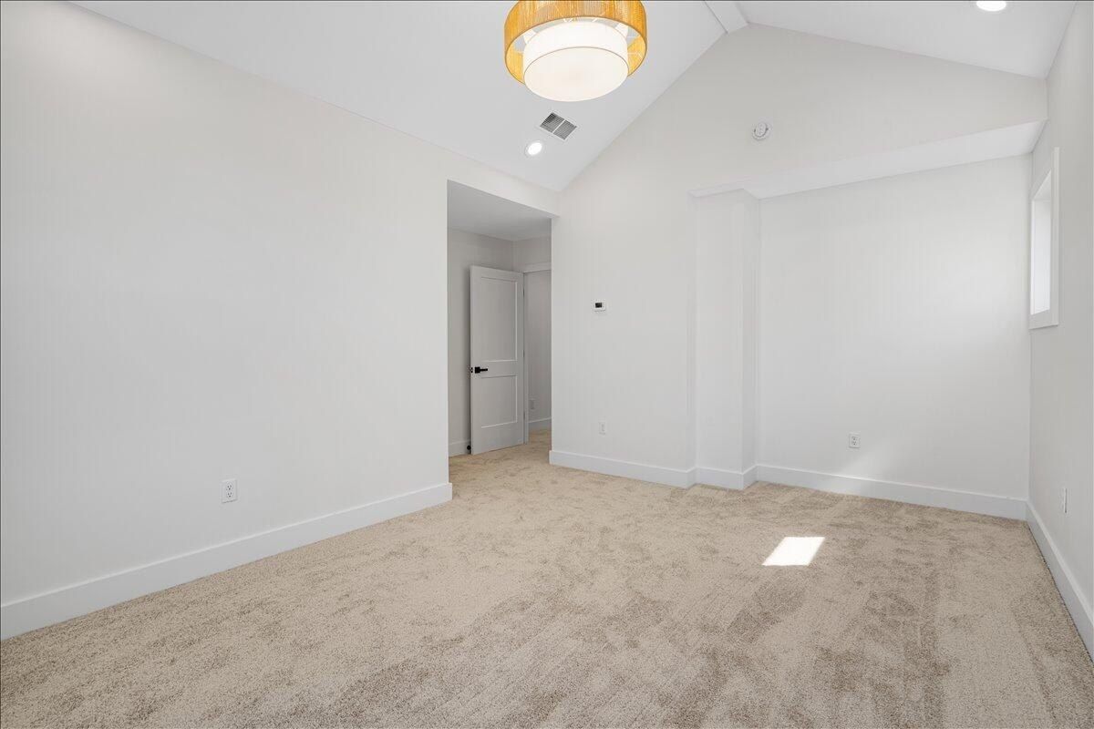 1069 Squirrel Nest Lane. Lexington, KY 40509