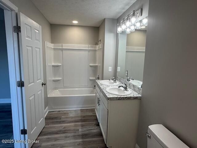 5419 Mount Holyoke Dr. Louisville, KY 40216