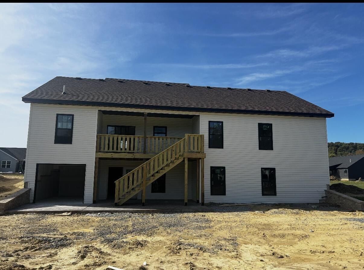 138 Knob View Trace. Junction City, KY 40440