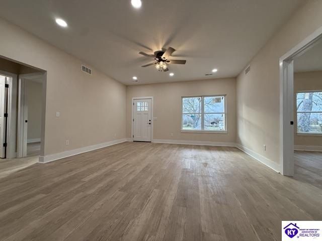 176 Sycamore Street. Cecilia, KY 42724