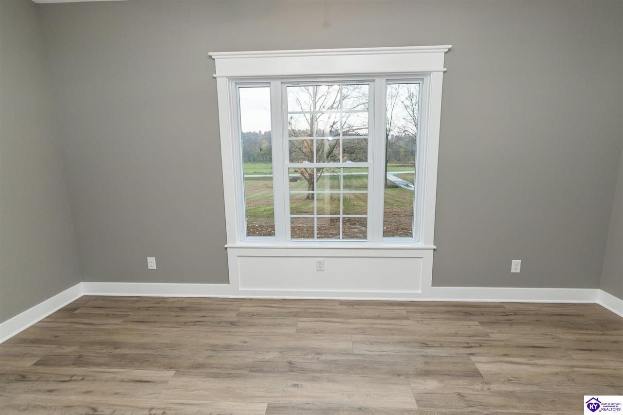 359 W Maple Street. Caneyville, KY 42721