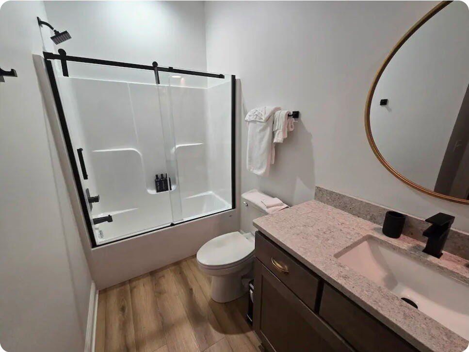 180 Peach Tree Lane. Russell Springs, KY 42642