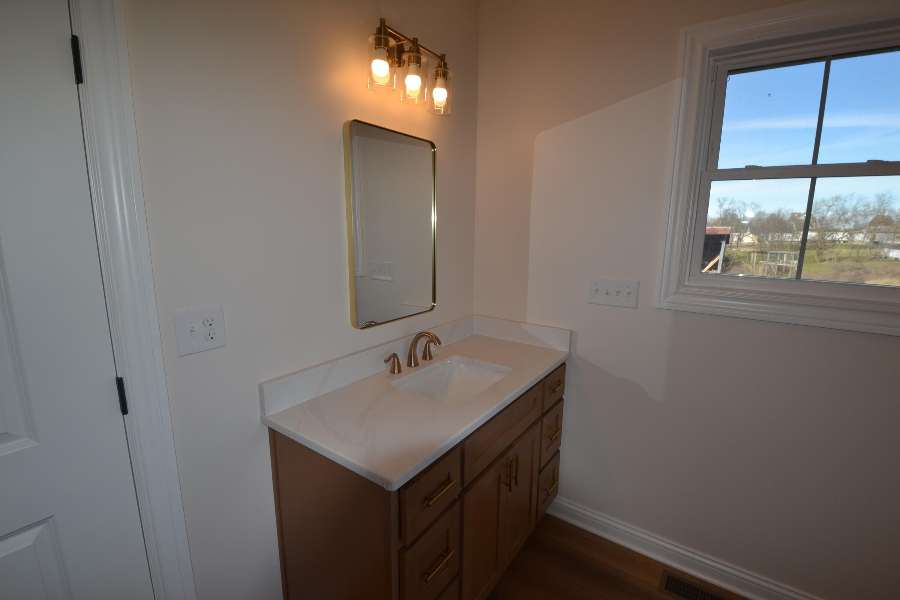 125 Talmage Mayo Road. Harrodsburg, KY 40330