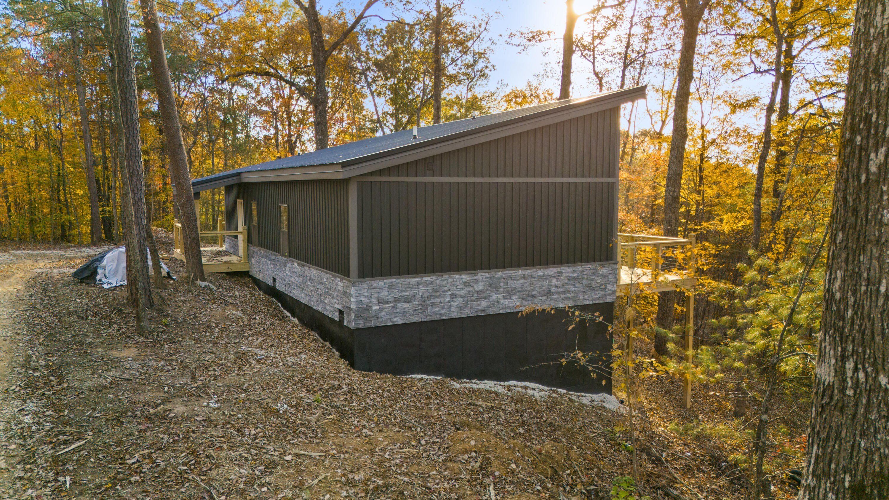 266 Blossom Way. Zoe, KY 41397