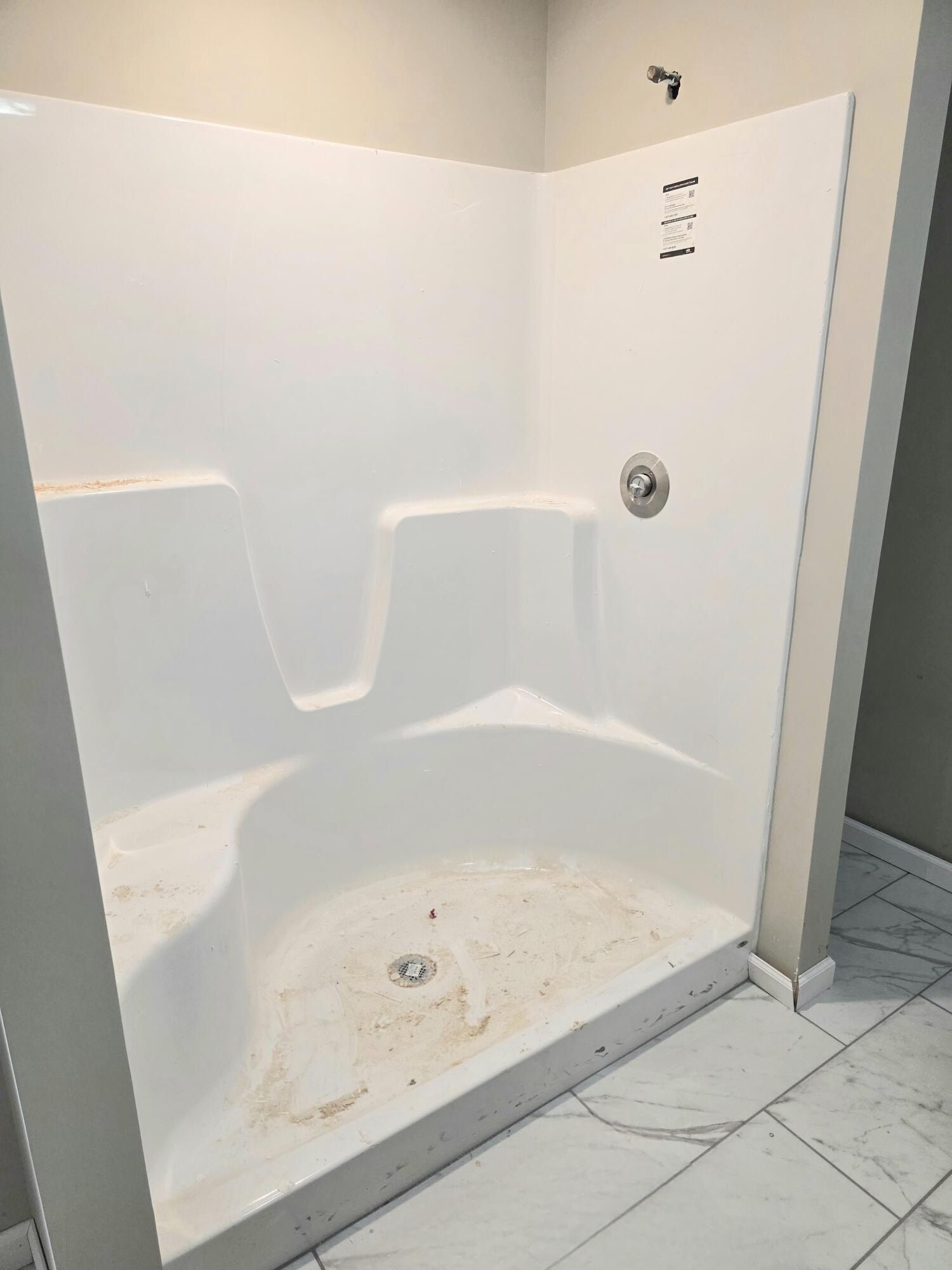 76 Emily Lane. London, KY 40741