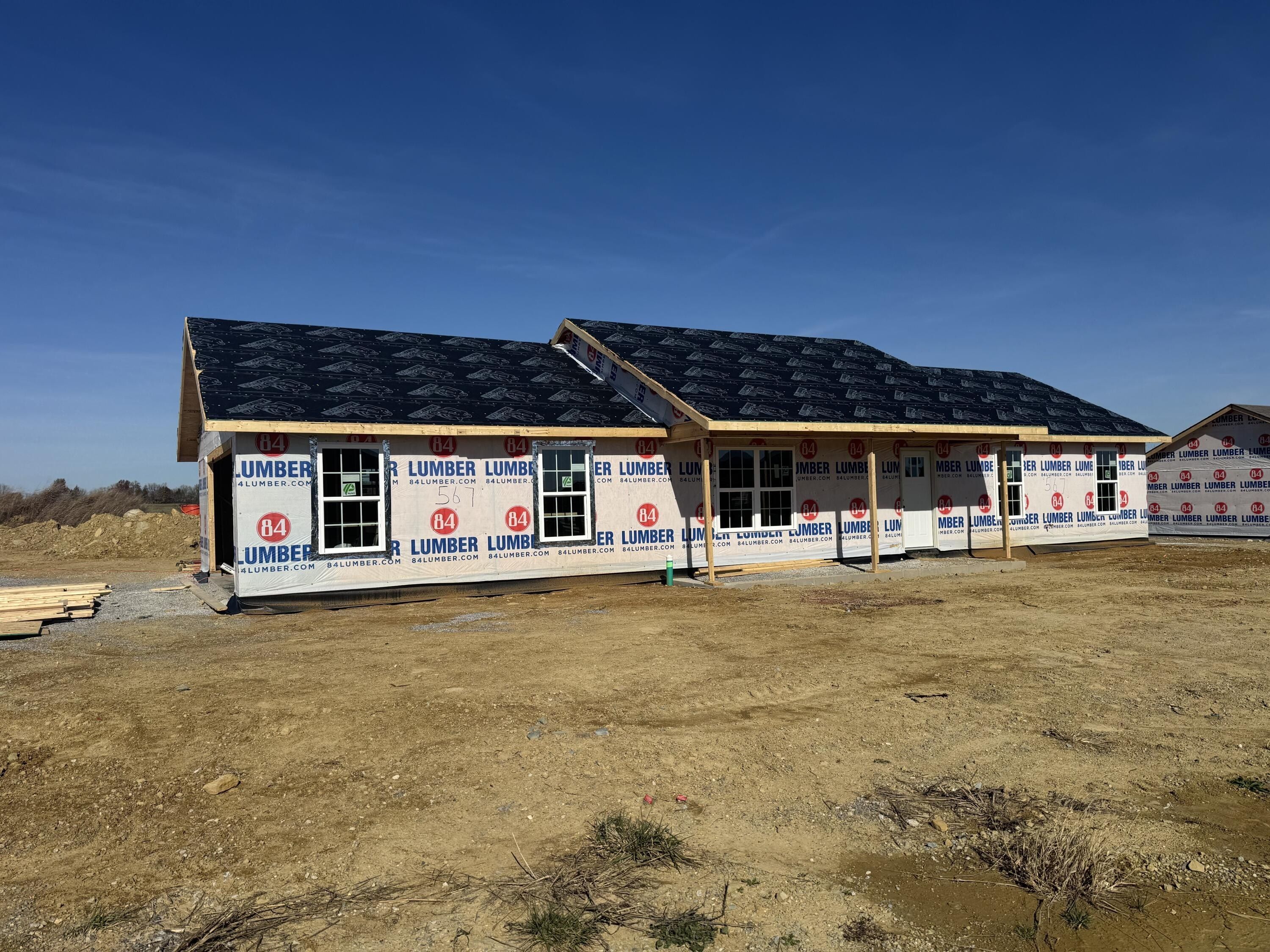 567 Middle Creek Way. Berea, KY 40403