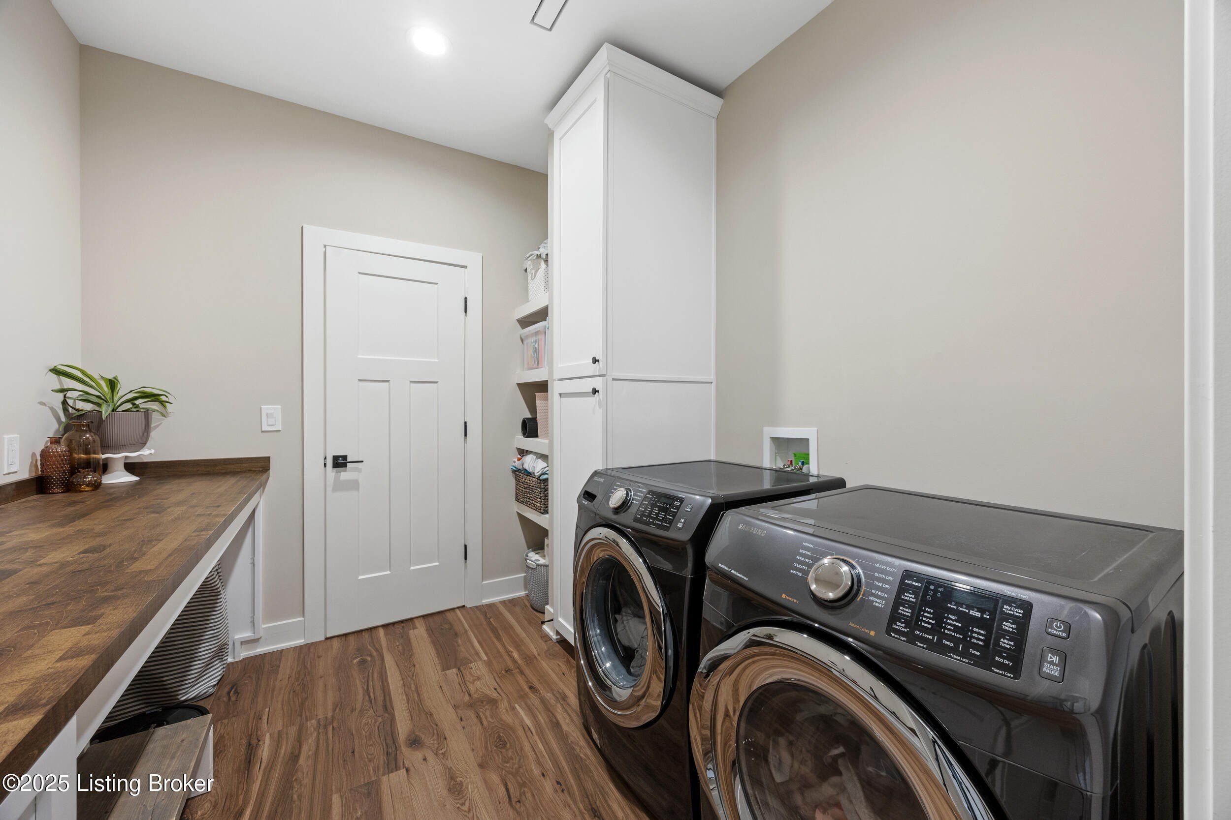 1028 Fisher Ln. Mt Washington, KY 40047