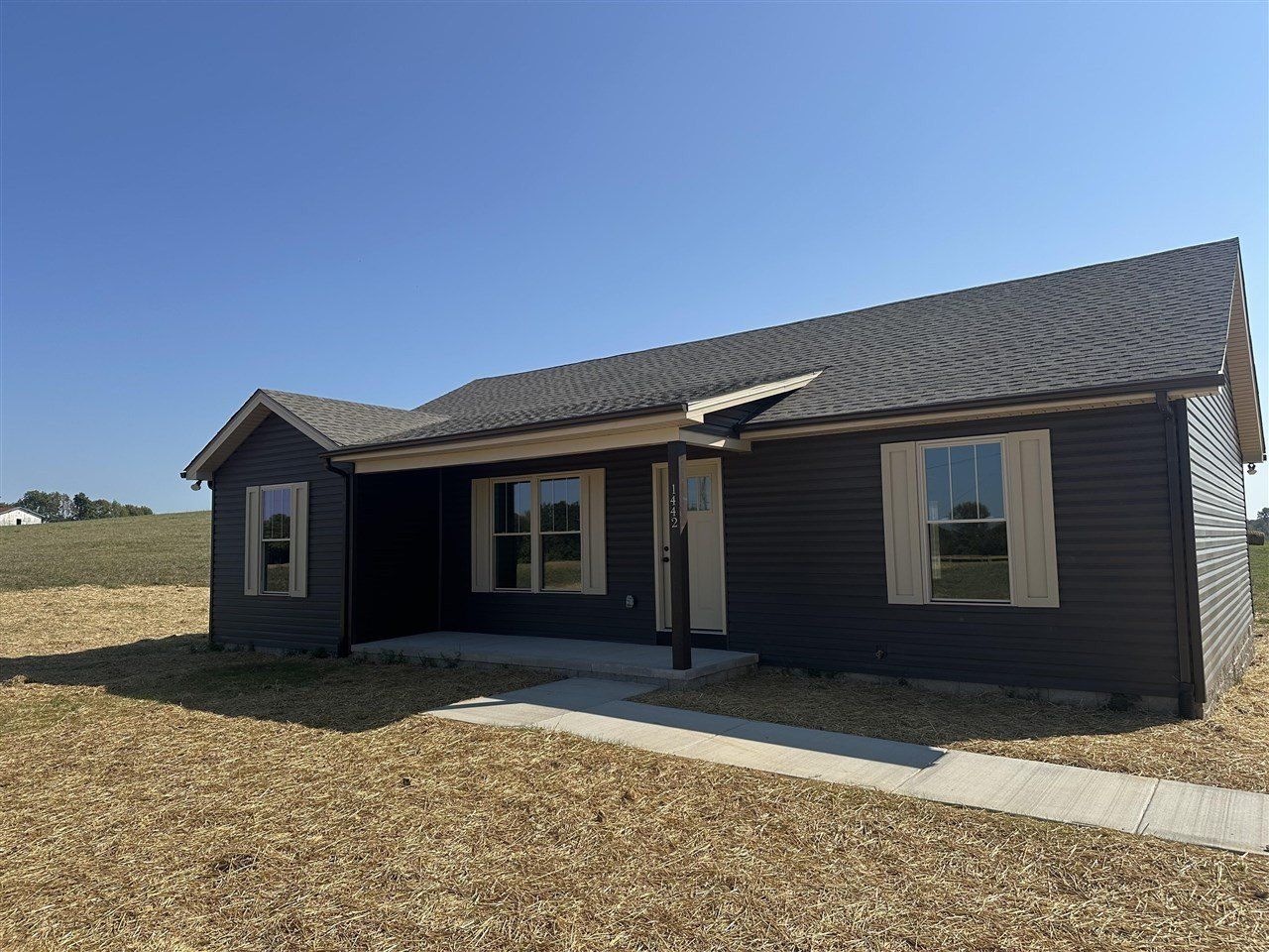 1442 Lecta Salem Road. Glasgow, KY 42141