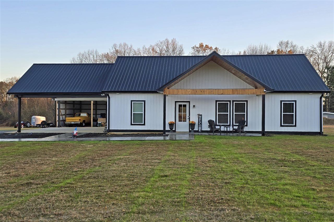 5550 Brownsford Road. Scottsville, KY 42164