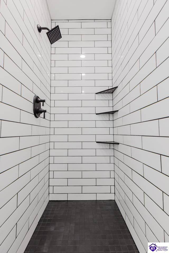 591 Palmetto Loop. Glendale, KY 42740