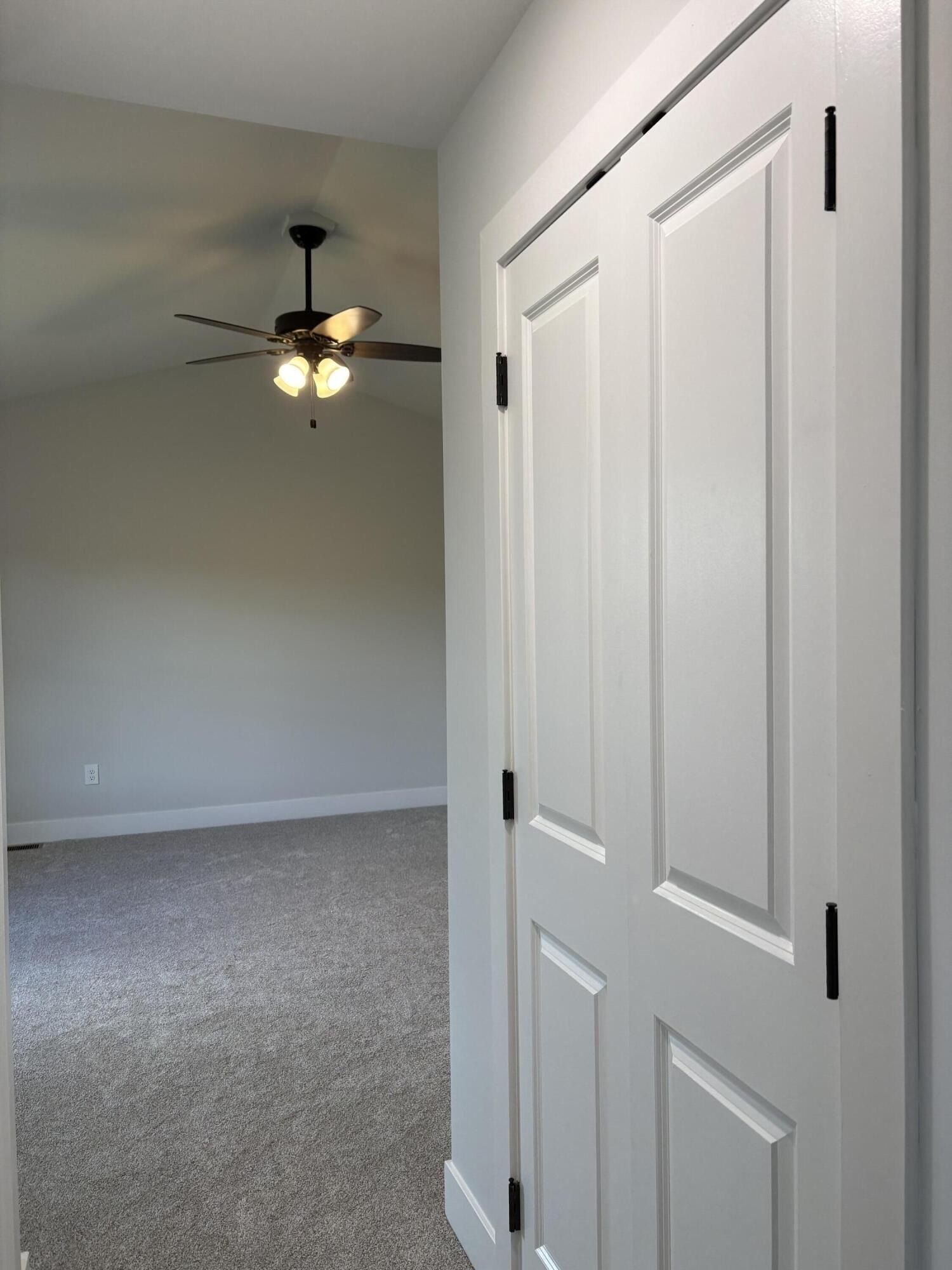 160 Saddlebrook Lane. Dry Ridge, KY 41035