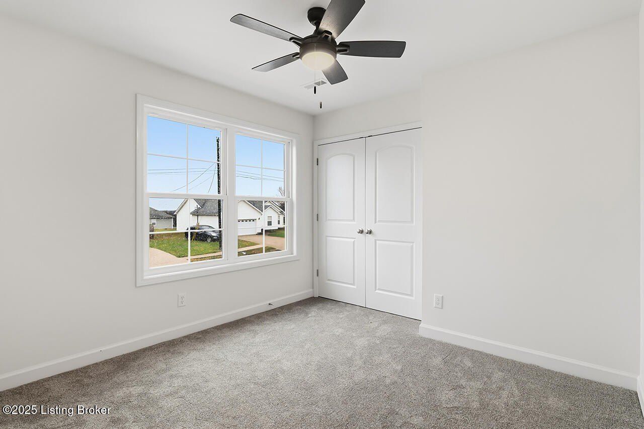 108 Danbrook Ct. Radcliff, KY 40160