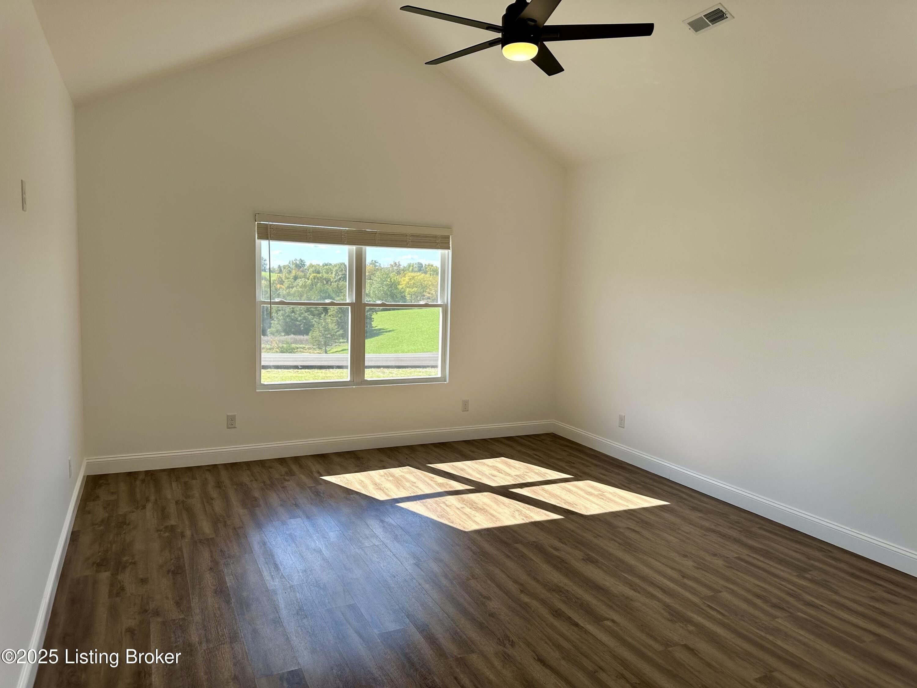 112 Sunny Ln. Sanders, KY 41083