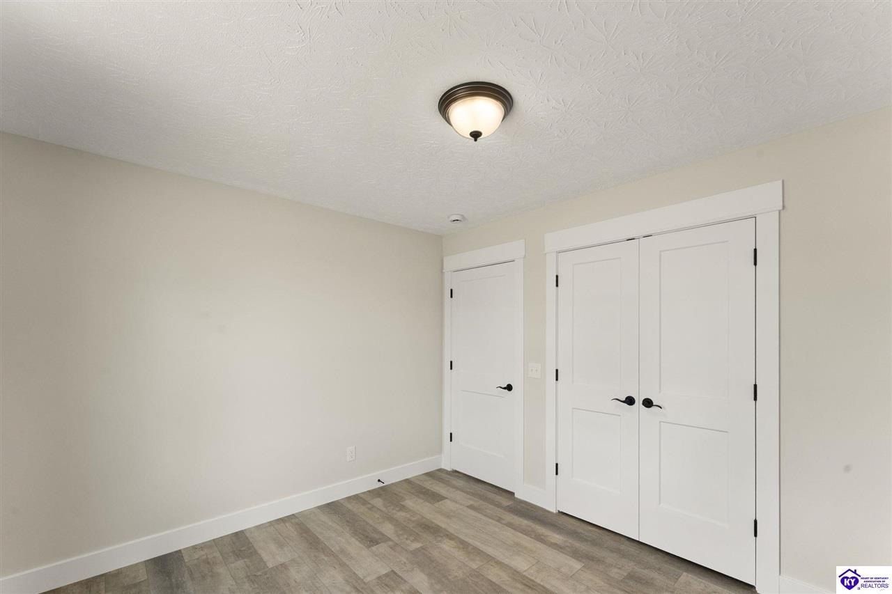 624 Union Light Road. Mammoth Cave, KY 42259