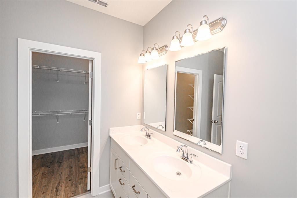 6089 Jessica Ln. Owensboro, KY 42303