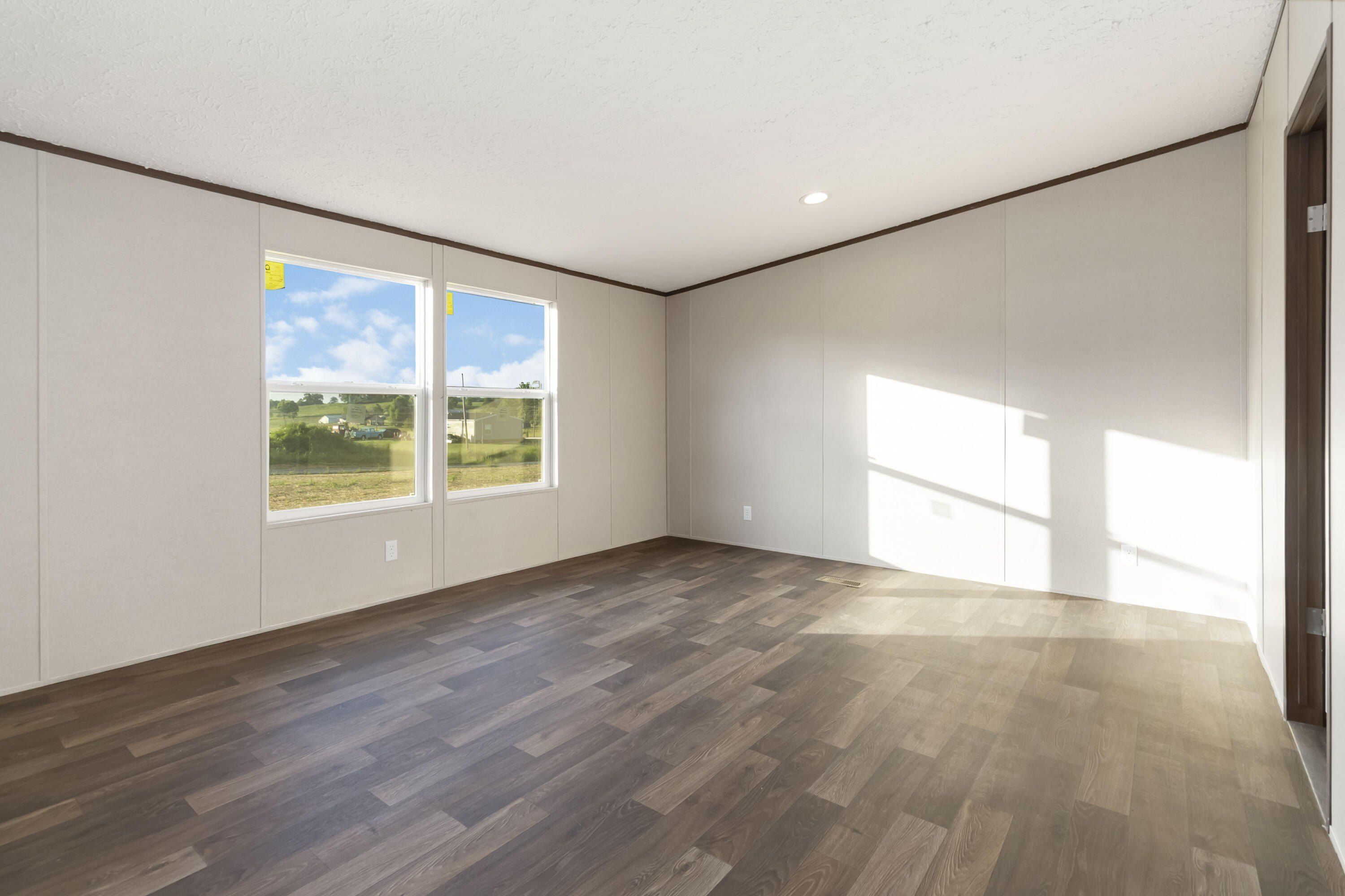 55 Cardinal Lane. Kings Mountain, KY 40442