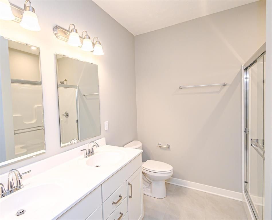 6089 Jessica Ln. Owensboro, KY 42303