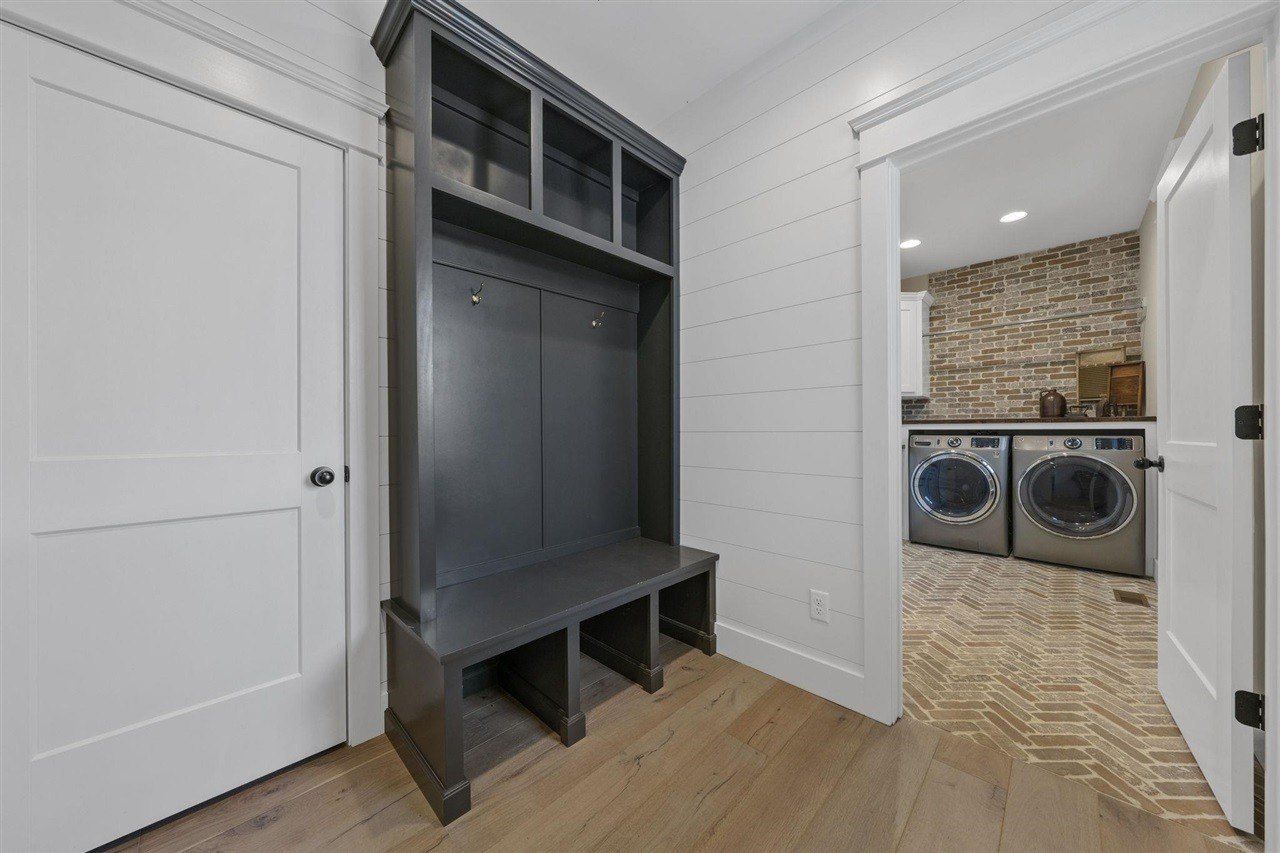 926 Collingwood Court. Alvaton, KY 42122