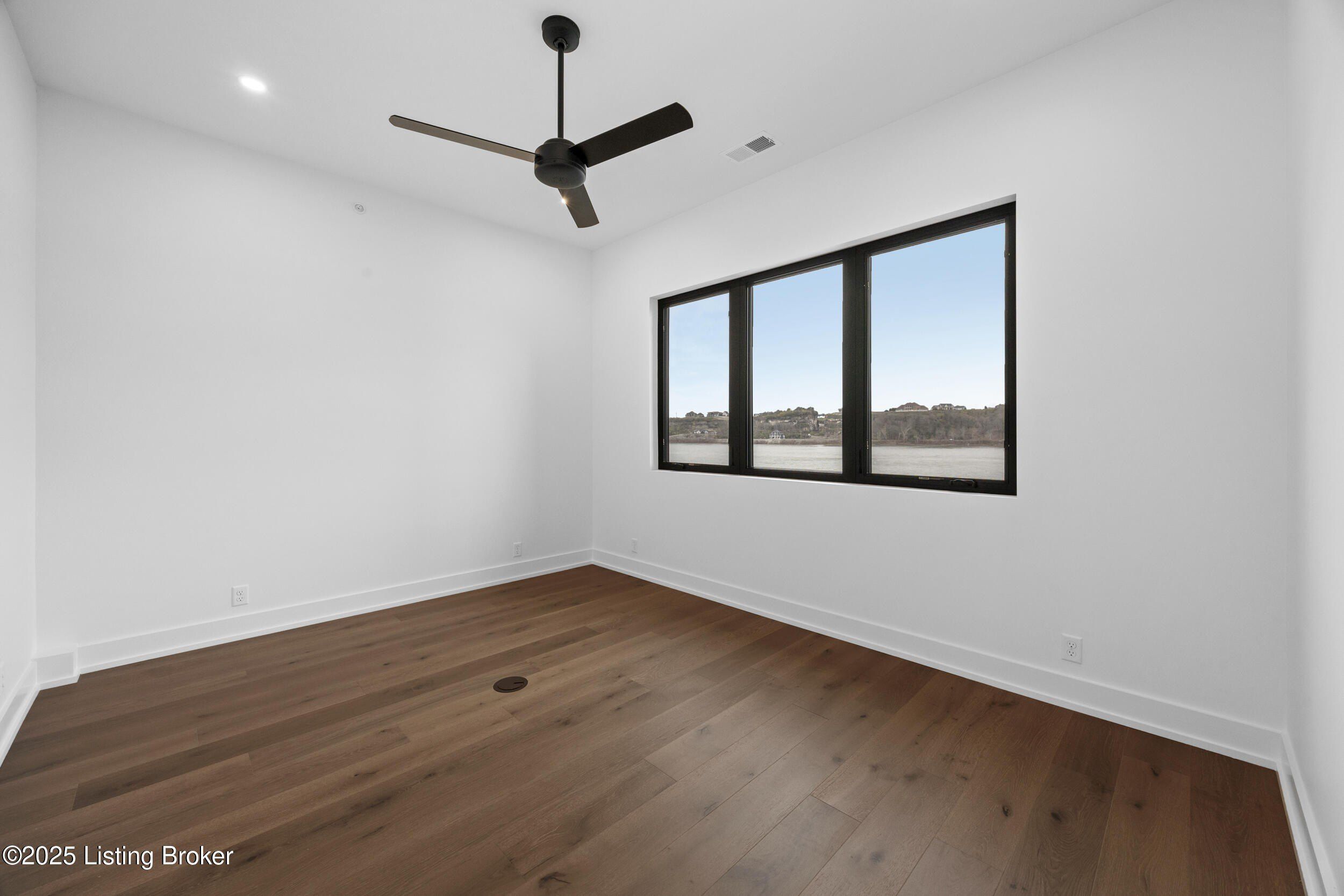 6904 Beachland Bch Rd. Prospect, KY 40059