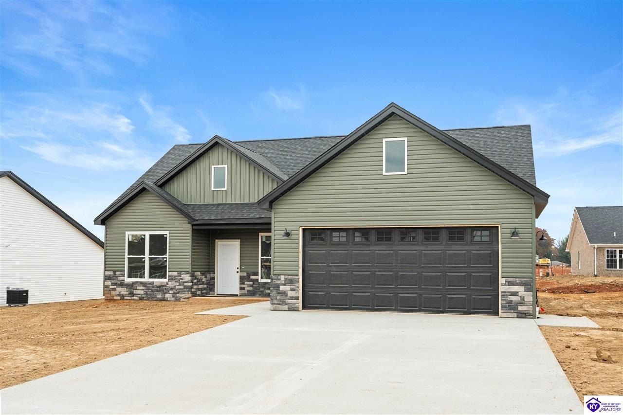 40 Betty Boyd Lane. Brandenburg, KY 40108