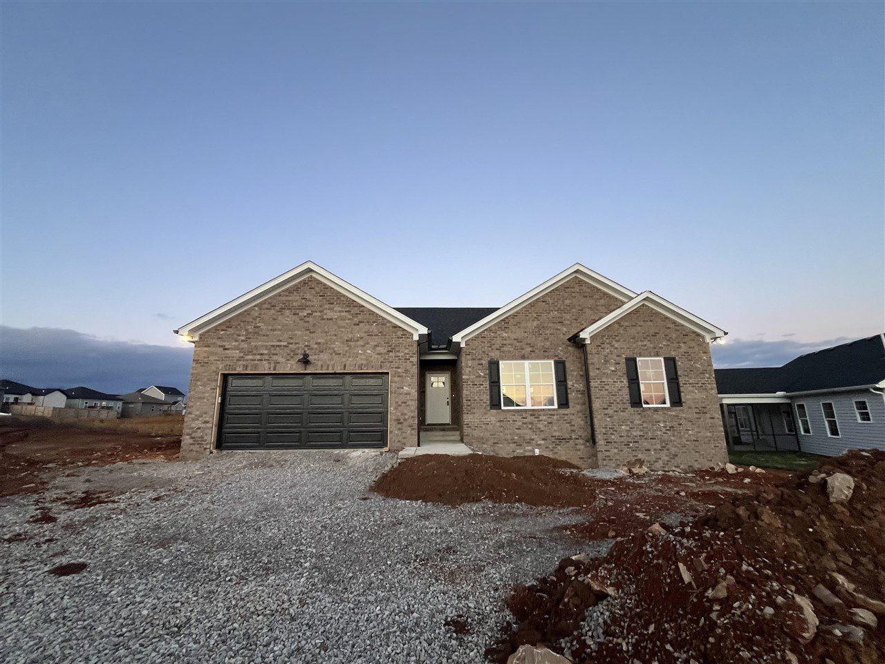 1335 Helmsdale Avenue. Bowling Green, KY 42101