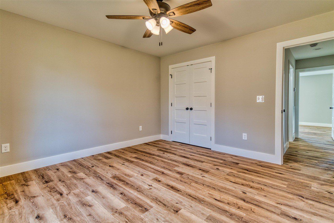 1079 Coal Bank Road. Sharon Grove, KY 42280