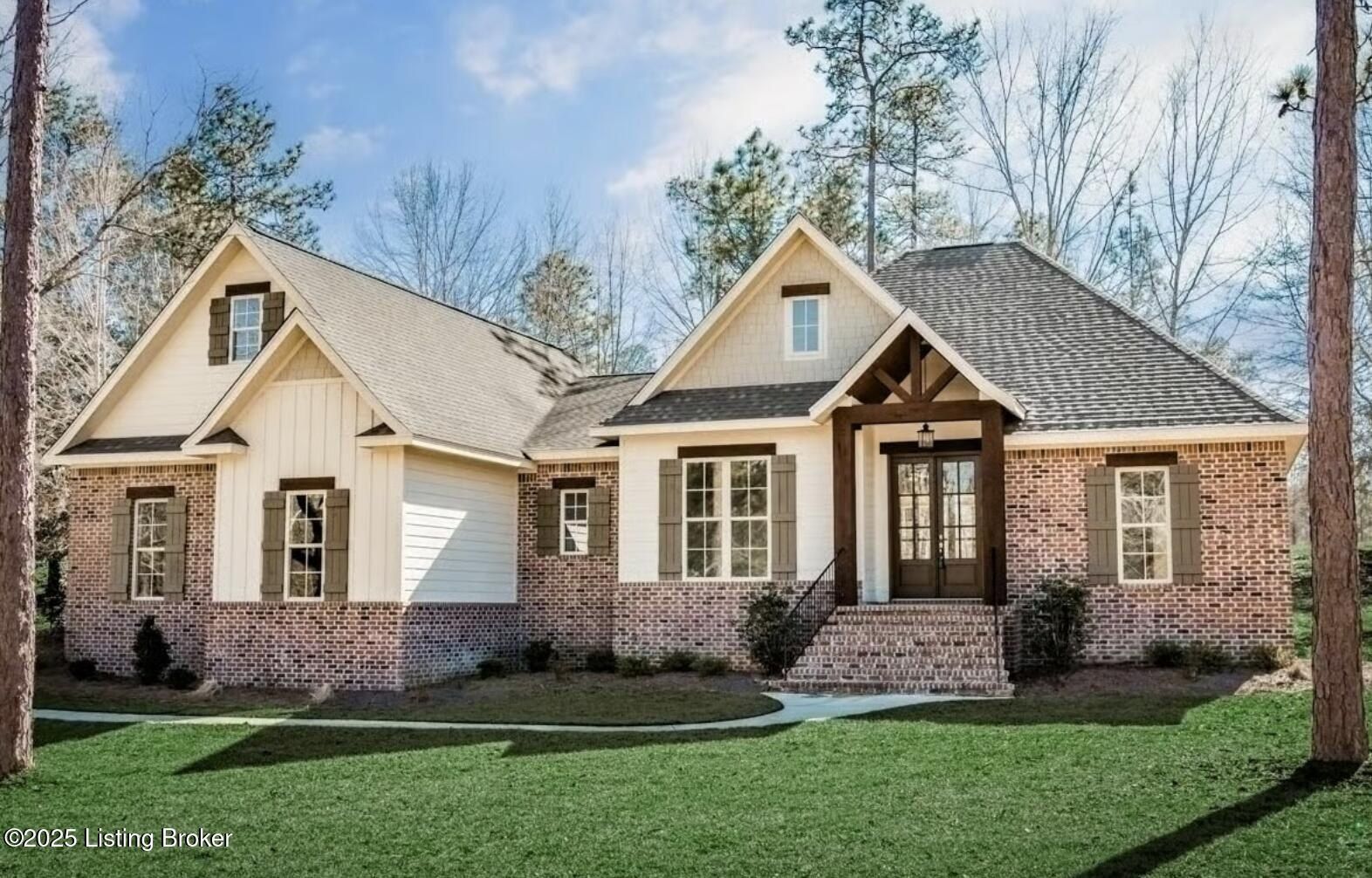 1695 Petie Ln. Shelbyville, KY 40065