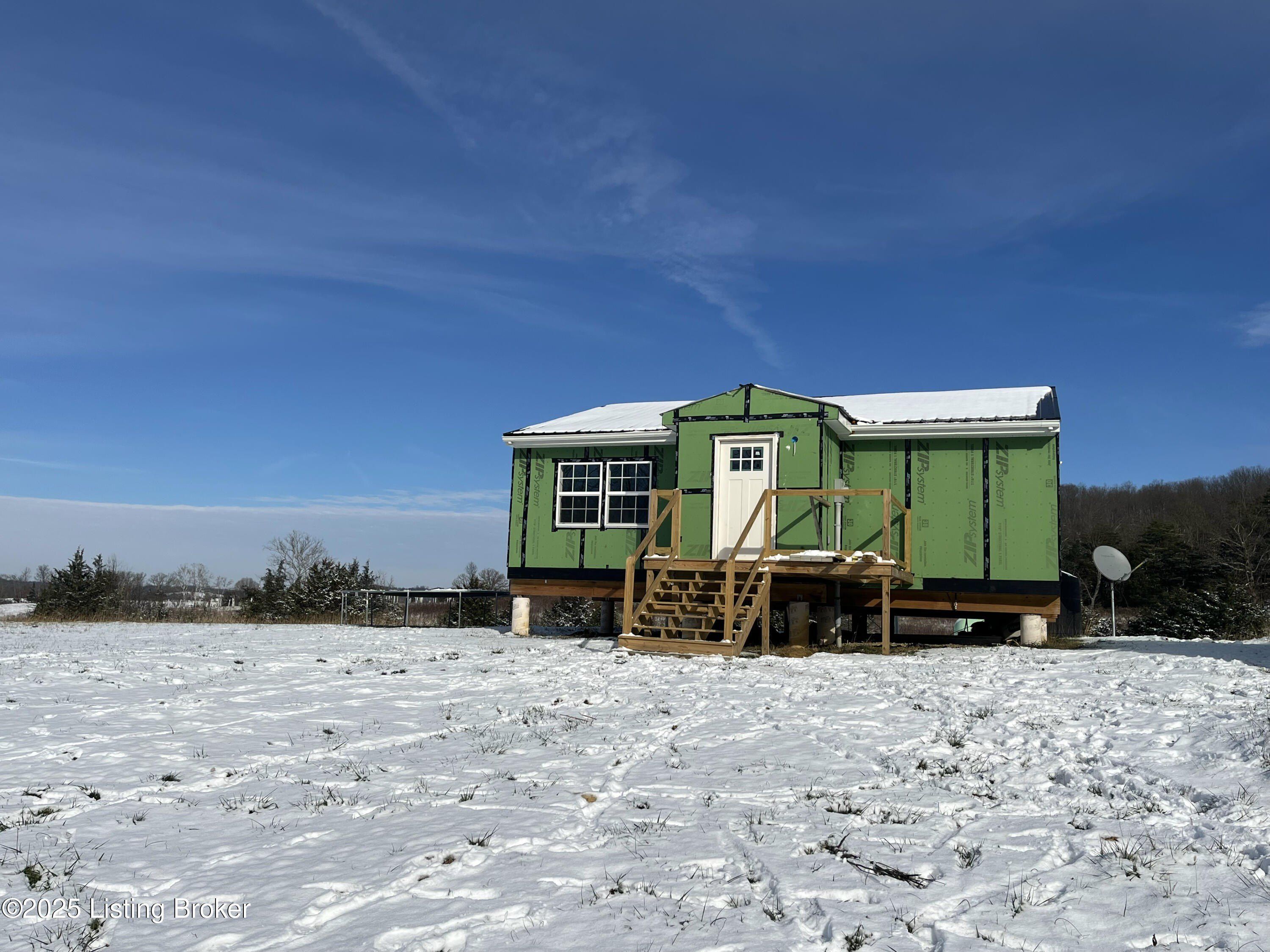 121 Teager Hollow Rd. Tollesboro, KY 41189