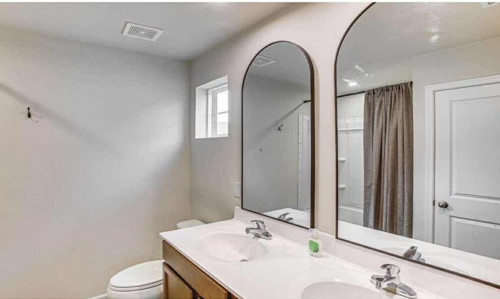 1126 Aubrey Meadows Place. Franklin, KY 42134