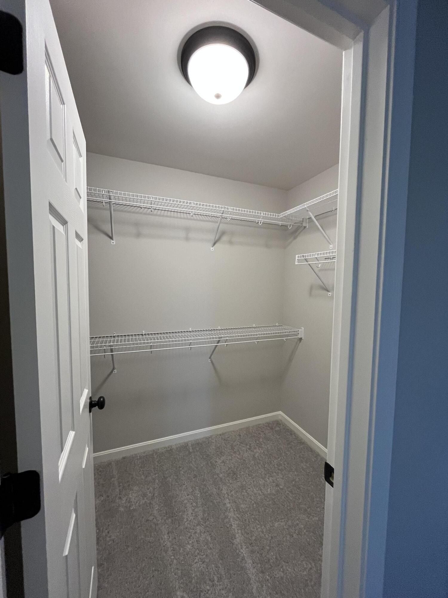 1218 Breckenridge Lane. Hebron, KY 41048