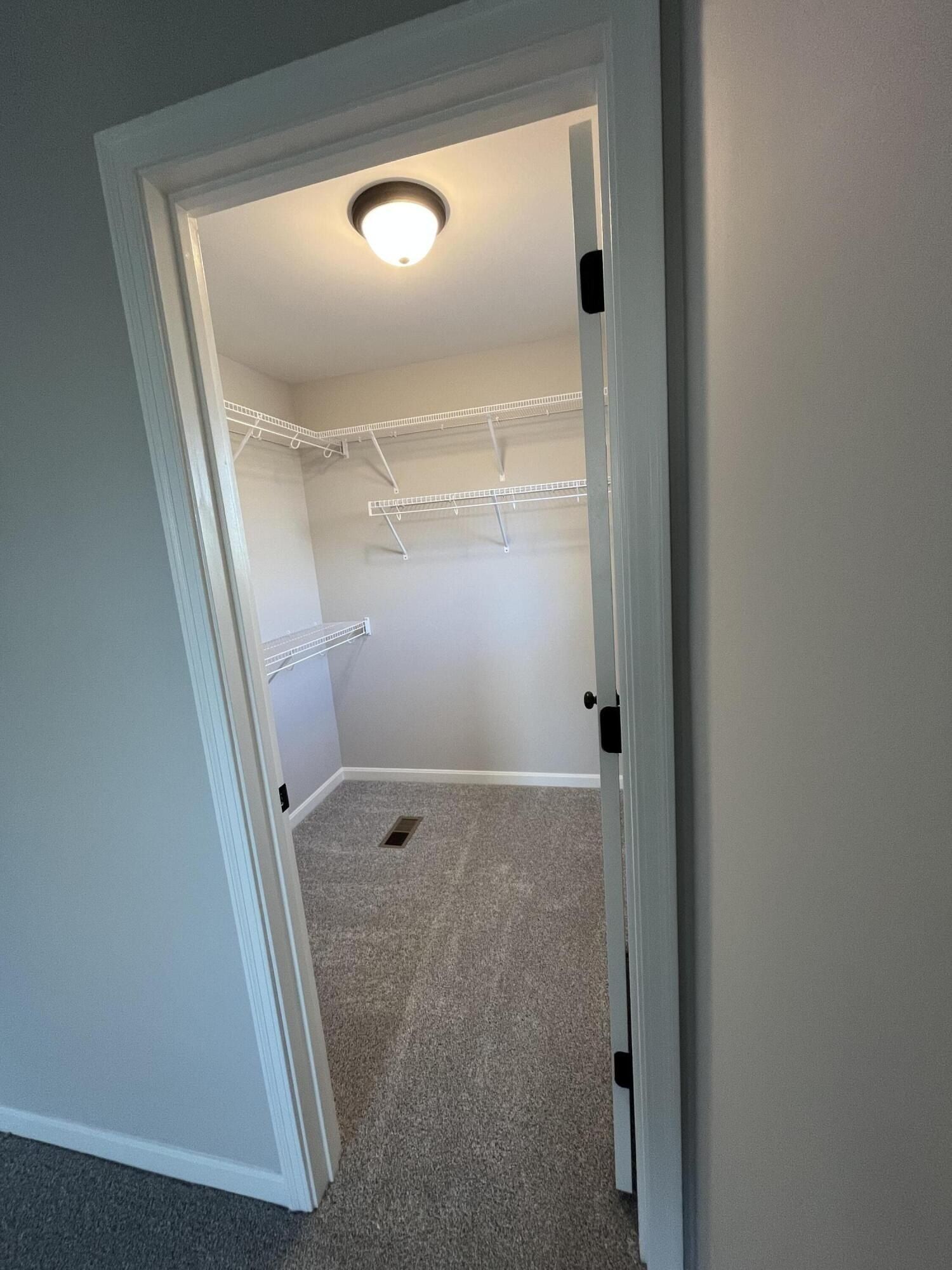 1218 Breckenridge Lane. Hebron, KY 41048