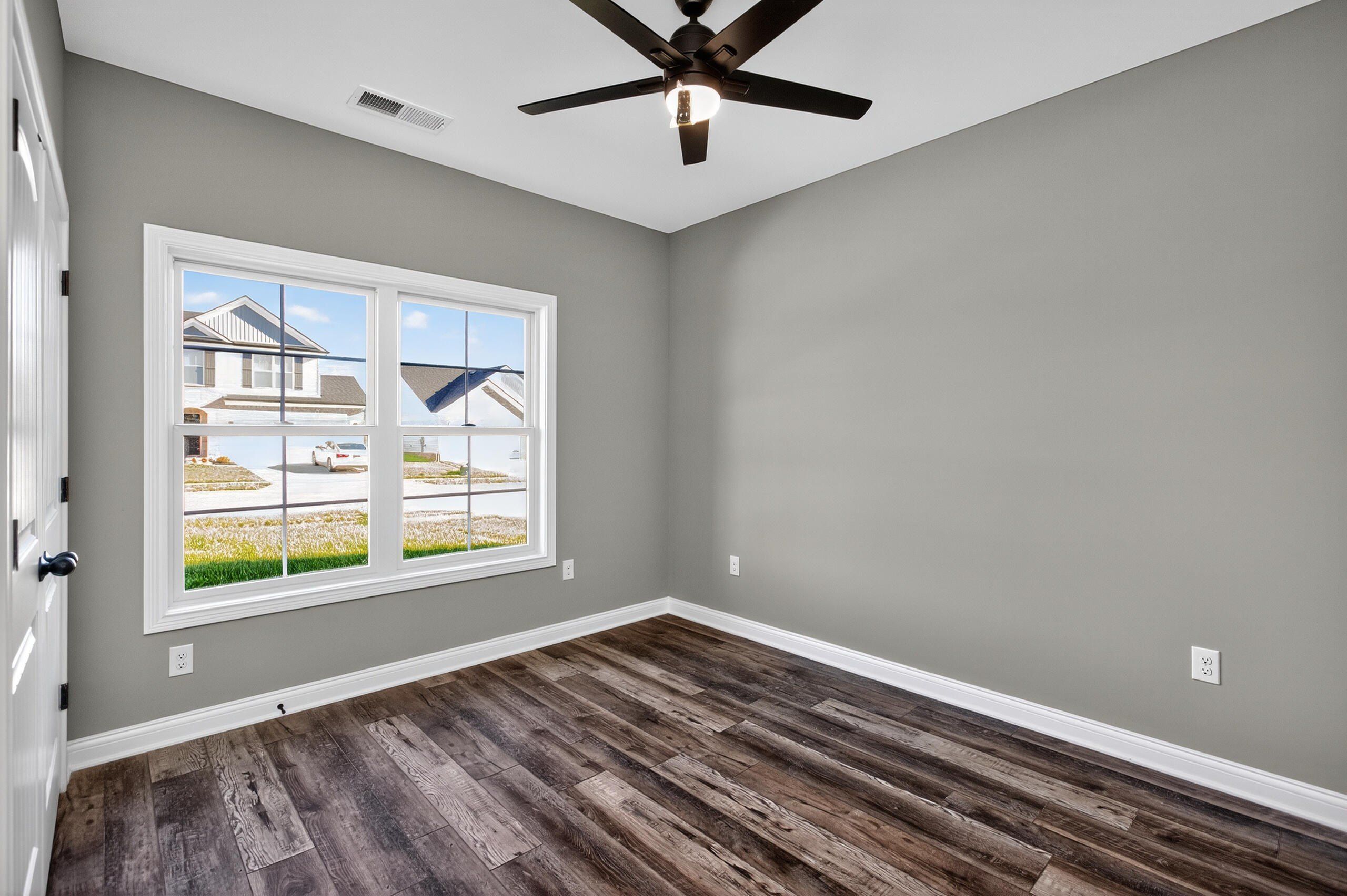 1073 Mission Drive. Richmond, KY 40475