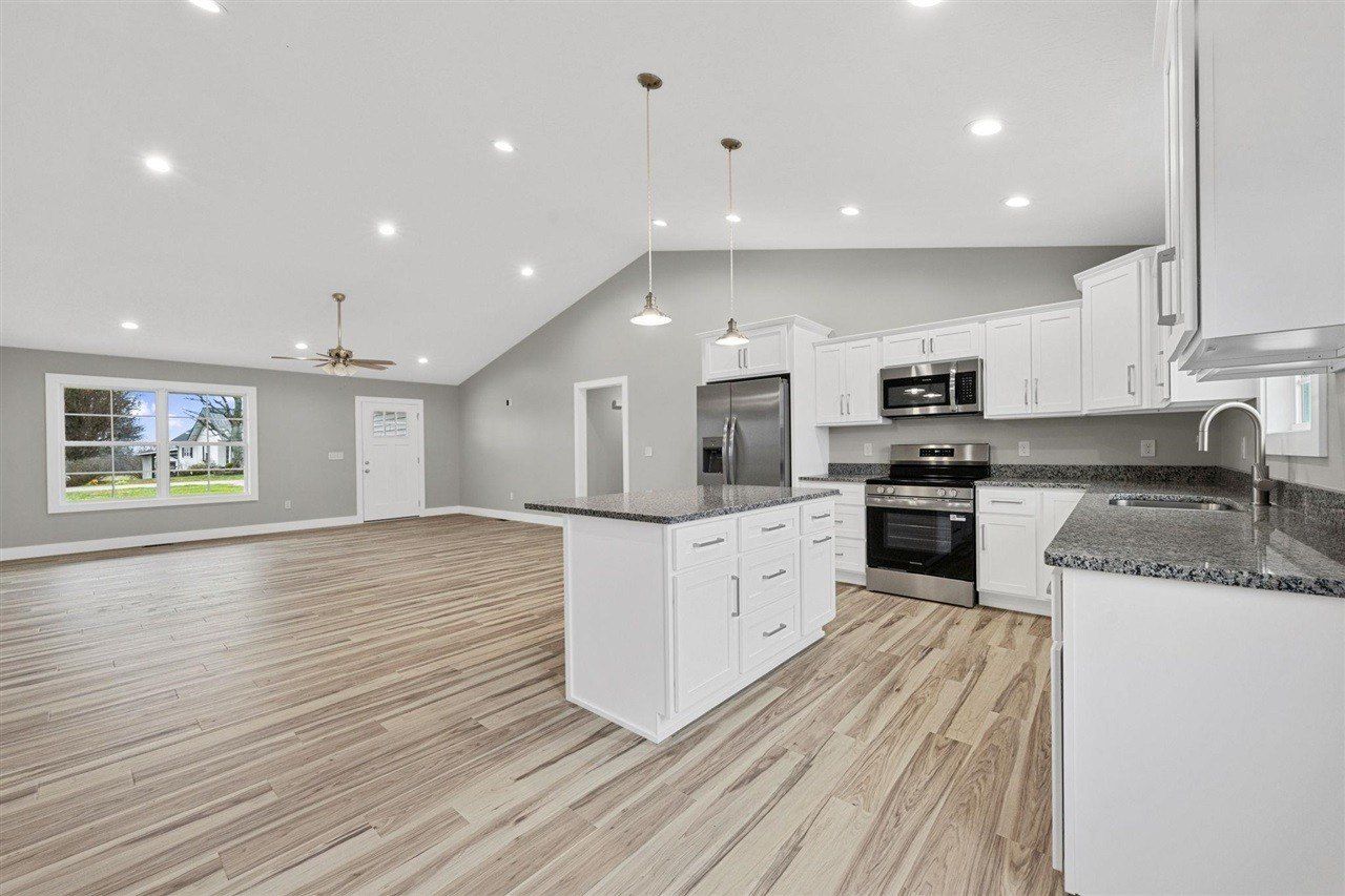 173 Jack Smith Road. Glasgow, KY 42141