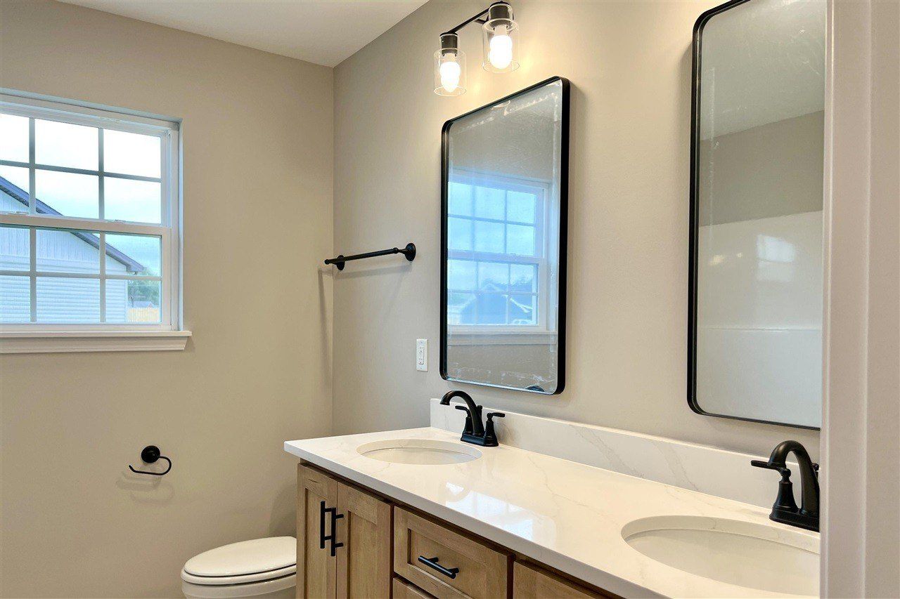 1109 Brook Court. Franklin, KY 42134